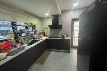 Taman Sri Subang PJS 10