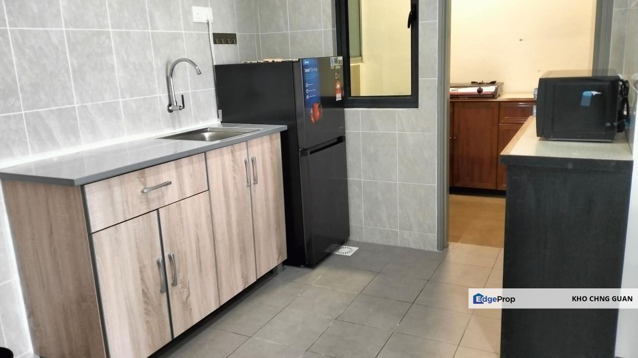 Vista Bangi Kajang Actual Photos & Real Unit 3 Rooms 2 Baths Fully Furnished Clean and Well Kept , Selangor, Kajang