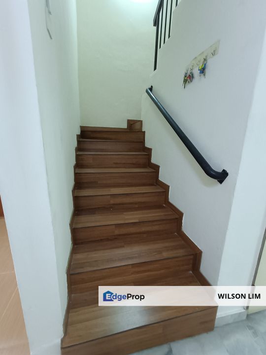 Very convenient to buy things and close to Kuchai Lam & Old Klang Road, Kuala Lumpur, Kuchai Lama