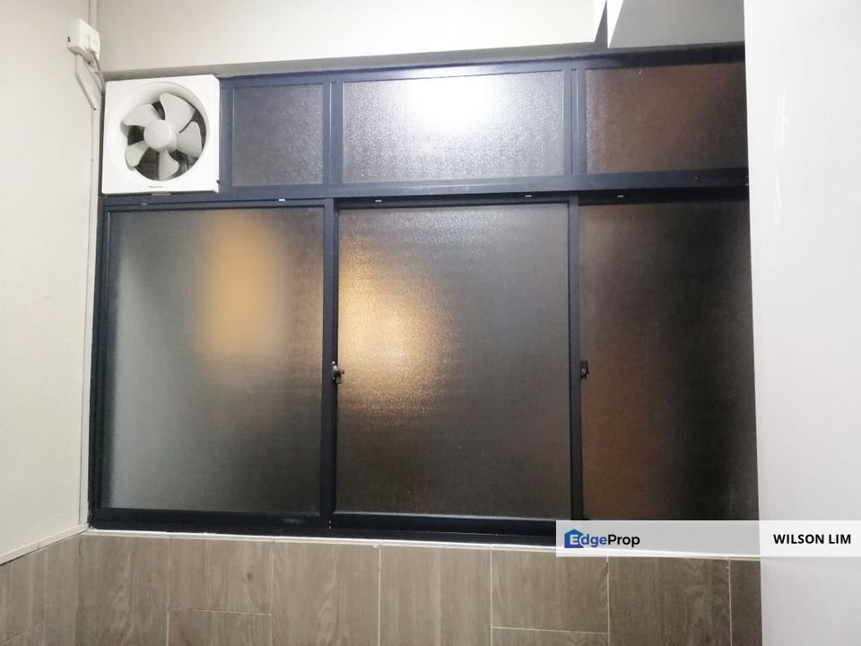 Big and nice pool view unit at Geo Bukit Rimau, Selangor, Shah Alam