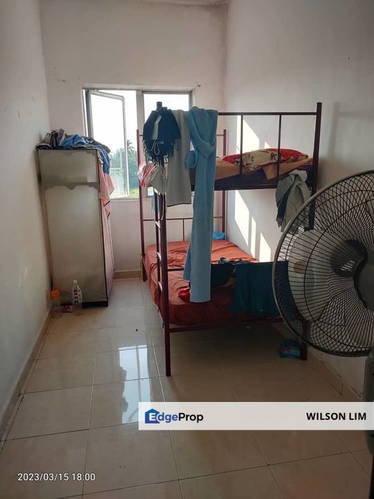 Tenanted with company rental income, good for investment, Selangor, Port Klang