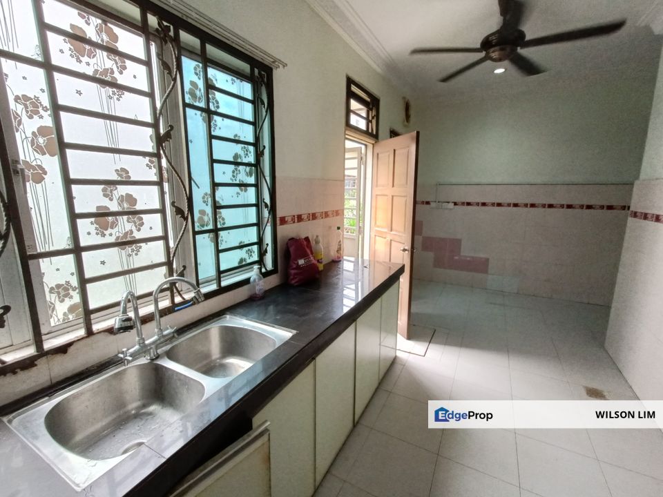 Double story house with some furnitures at Bandar Puteri Klang, Selangor, Klang