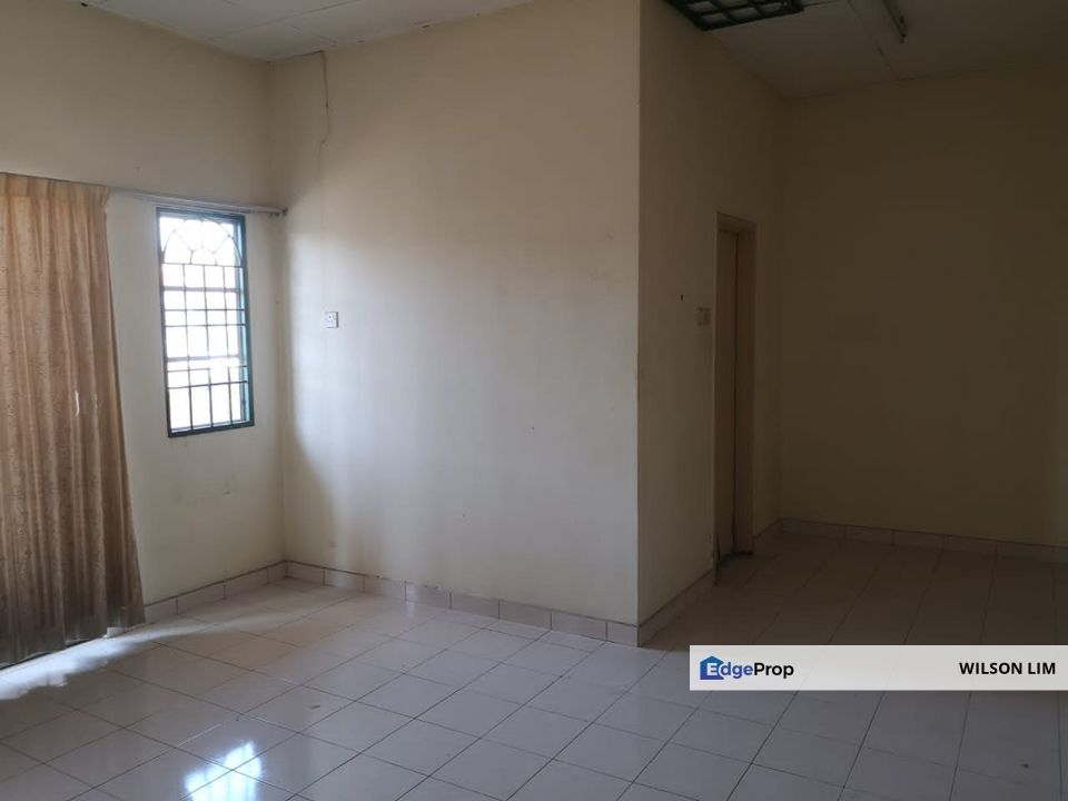 Affordable basic unit at Bandar Puteri Klang, Selangor, Klang