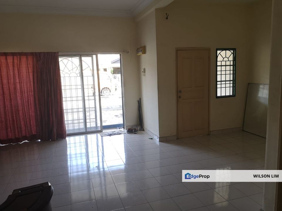 Affordable basic unit at Bandar Puteri Klang, Selangor, Klang
