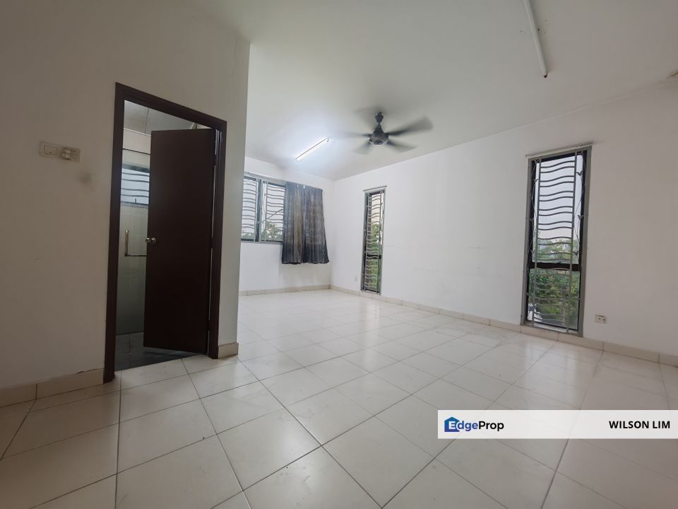 Well Maintain Corner Lot at Jalan Gelang, Bandar Puteri Klang, Selangor, Klang