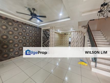 Extended house double story with balcony, renovated and well maintain, Selangor, Klang