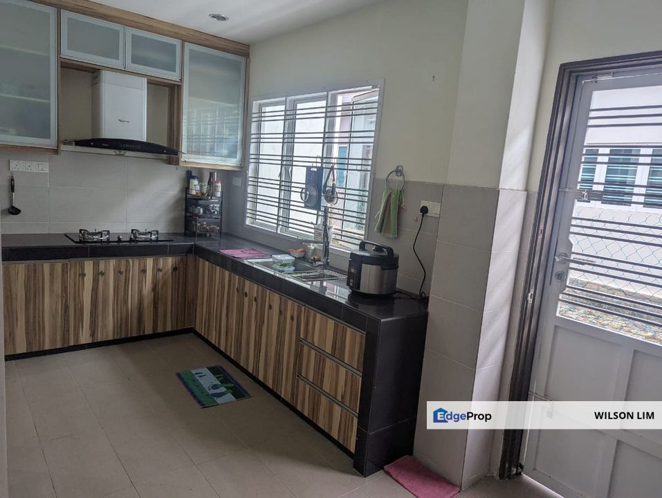 Well Maintained 2.5 Story Landed House at Cassava, Bandar Puteri Klang, Selangor, Klang