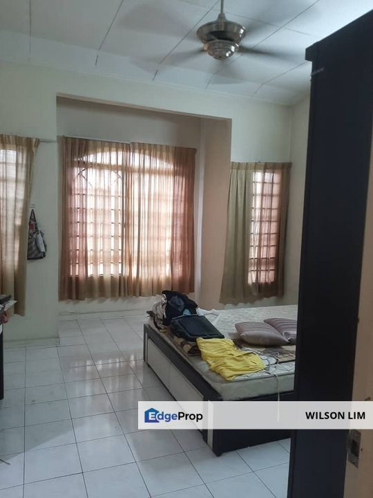 Spacious End Lot Double Story at Taman Kota Pendamar, Selangor, Port Klang