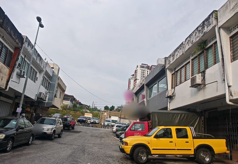 Happy Garden (Taman Gembira)