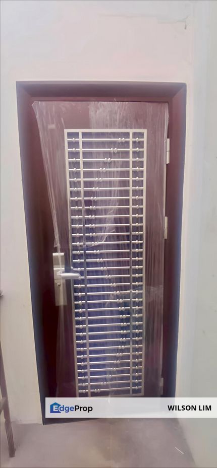 Office with ceiling and light & easy to access to Kesas KL, Selangor, Klang