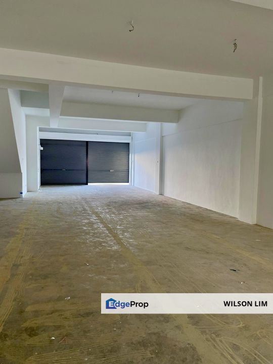 Face main road easy to explore and hot area in front of Aeon Mall, Selangor, Klang