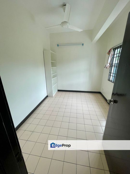 Spacious Double Stroy house at Bukit Rimau, Shah Alam, Selangor, Shah Alam
