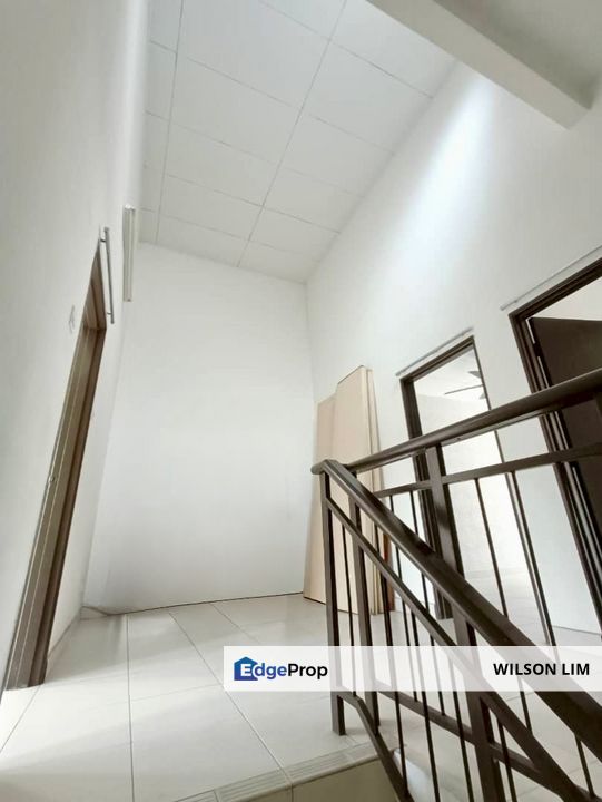 Spacious 2 story Terraced House and face no house ample parking, Selangor, Klang