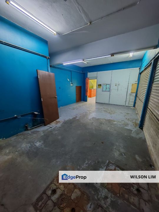 Ground Floor Shop Facing Main Road at Taman Gembira Baru Klang, Selangor, Klang