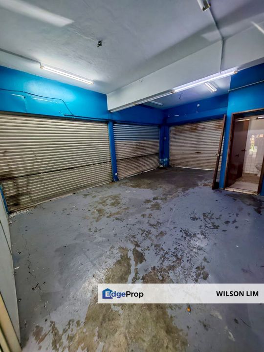 Ground Floor Shop Facing Main Road at Taman Gembira Baru Klang, Selangor, Klang