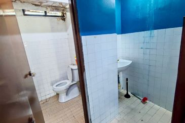 Persiaran Raja Muda Musa, Pelabuhan Klang