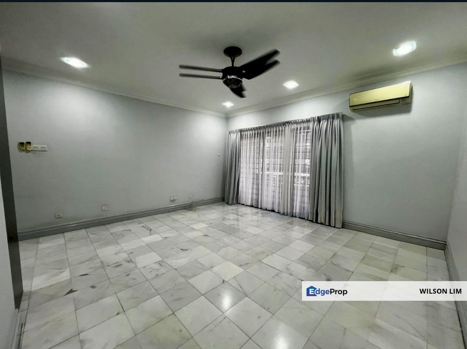 Well maintain with built in cabinets and wardrobe at Mayang Court KLCC, Kuala Lumpur, KLCC