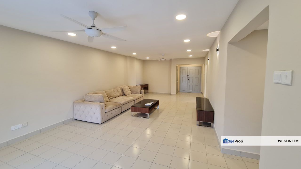 Fresh Rozel brand furniture and new fitting at D'Haven Condo Port Klang, Selangor, Port Klang