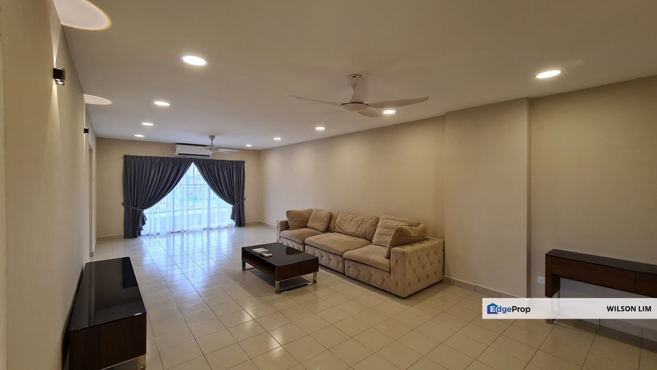 Fresh Rozel brand furniture and new fitting at D'Haven Condo Port Klang, Selangor, Port Klang