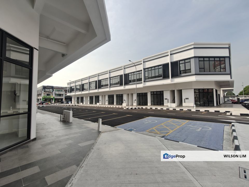Ground Floor Retail Space with Solar Energy at Bukit Tinggi 1 Klang, Selangor, Klang