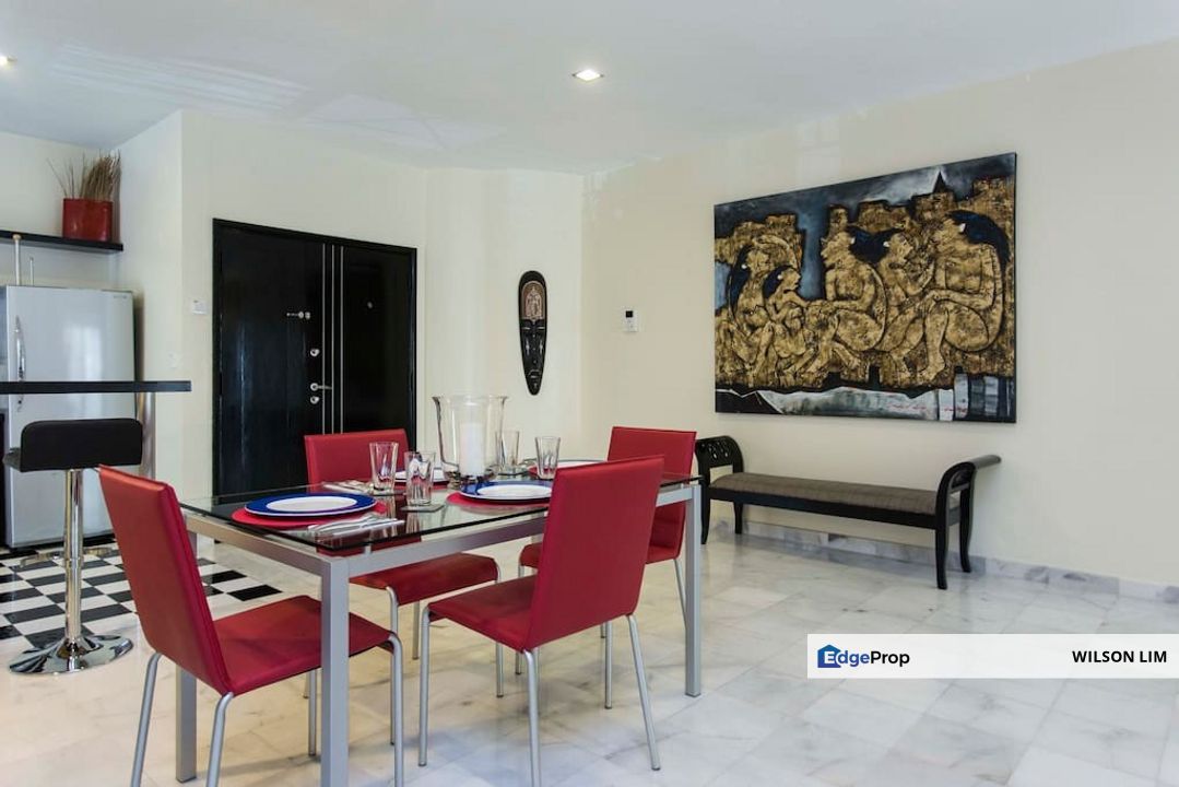 Cosy, well maintained fully furnished 2 rooms 2 baths at Mayang Court, Kuala Lumpur, KLCC