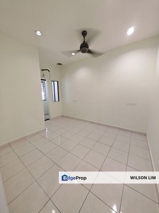 3 phase power supply and walking distance to shop at Bandar Puteri, Selangor, Klang