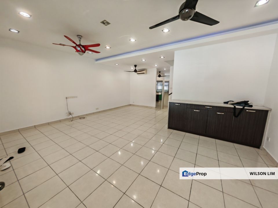 3 phase power supply and walking distance to shop at Bandar Puteri, Selangor, Klang