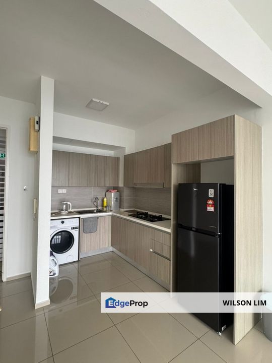 2 plus 1 Rooms Partly furnished with Fridge and 2 in 1 Washer dryer., Selangor, Klang