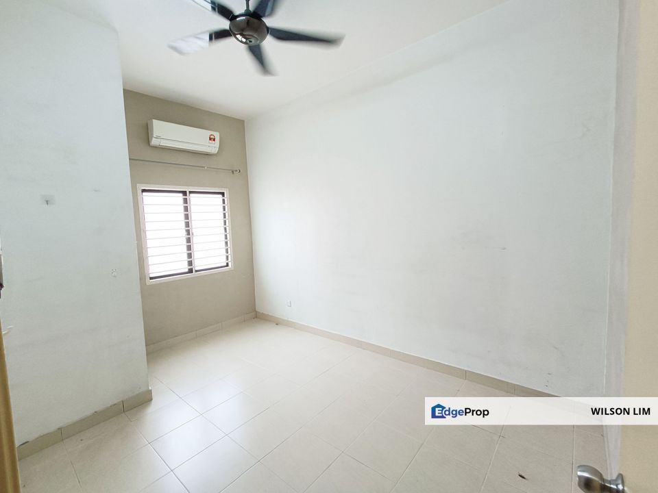 End Lot unit promotion price now! At Gelang area flood free, Selangor, Klang