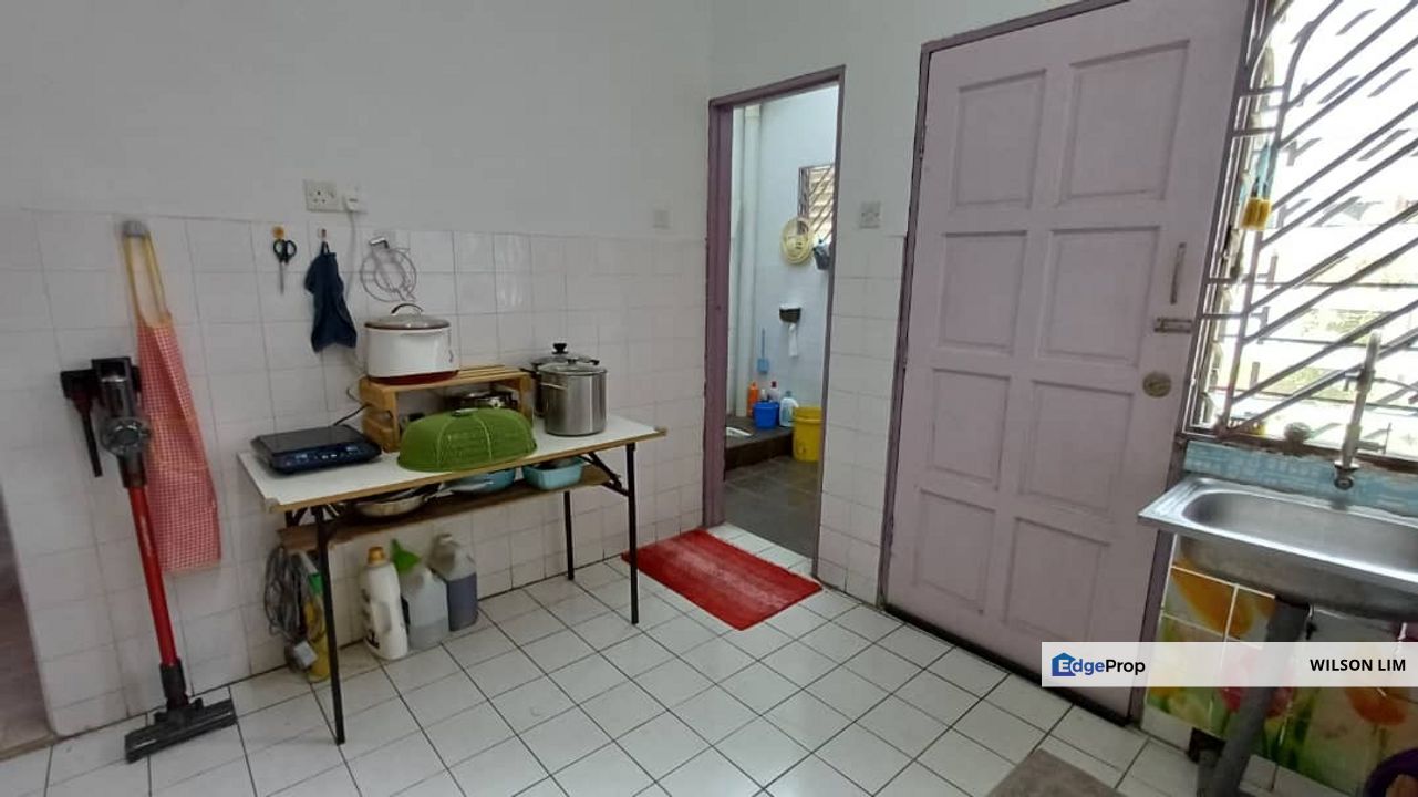 Double Story House near to Kapar Town and Chinese area, Selangor, Kapar 