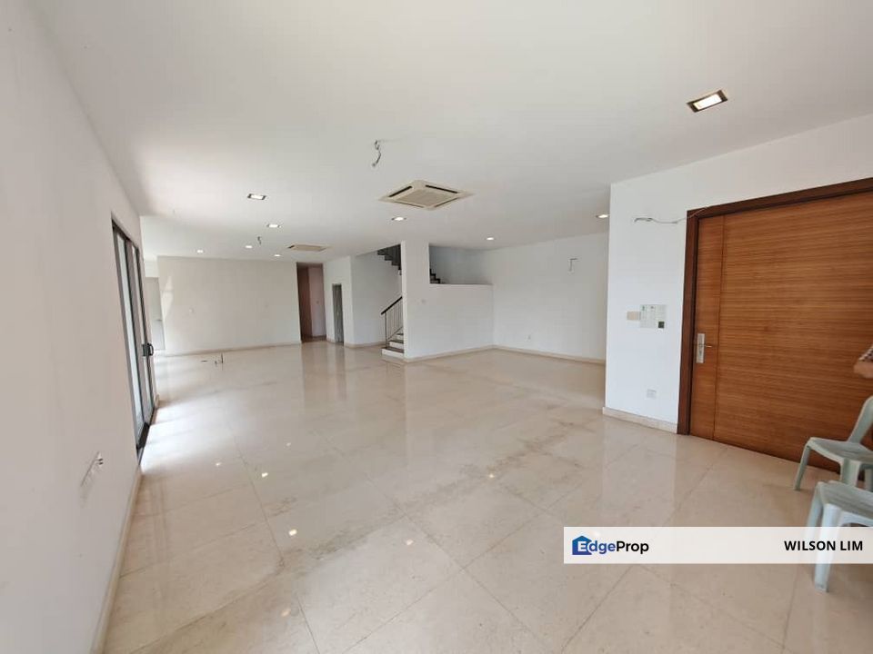 Sem-D House at Bandar Kinrara & Master Room can see nice KL City view, Selangor, Bandar Kinrara Puchong