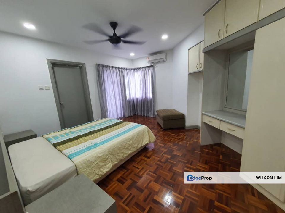 Well maintained and renovated unit at Pantai Panorama Condo, Kuala Lumpur, Pantai Dalam/Kerinchi