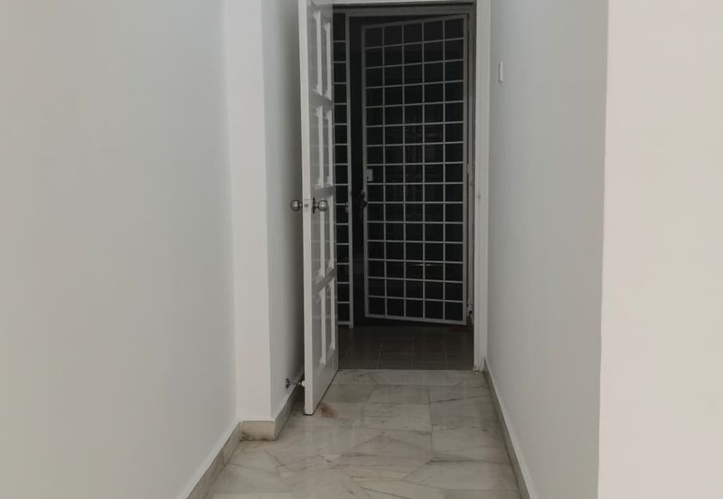 Danau Idaman Condominium