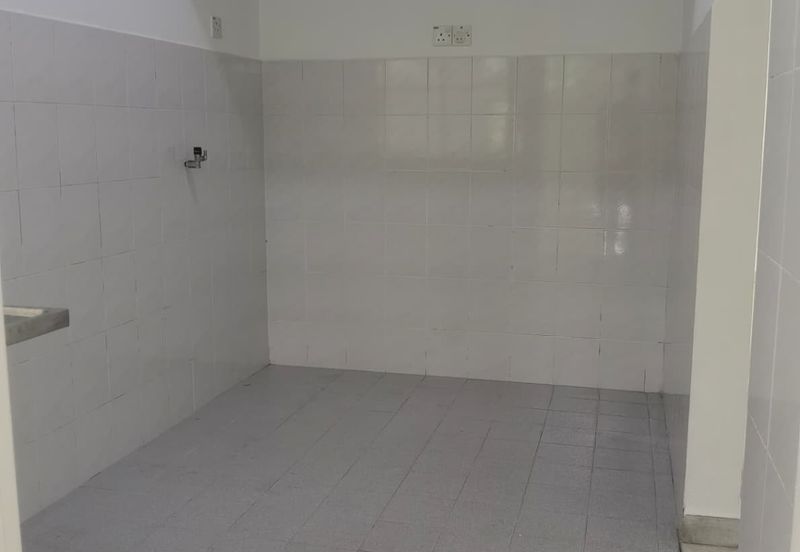 Danau Idaman Condominium