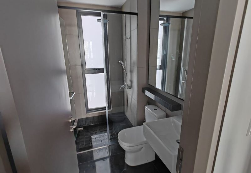 Bloomsvale (Menara Vista)