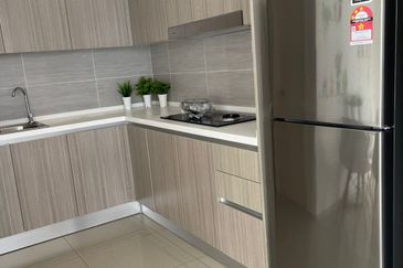 Gravit8 @ Klang South