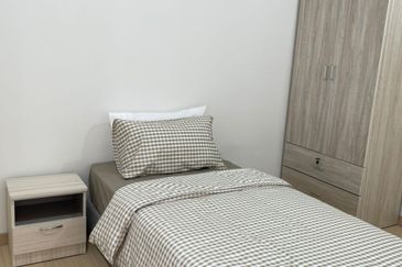 Gravit8 @ Klang South