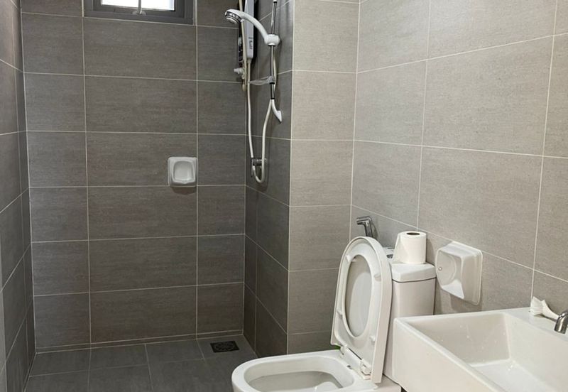 Gravit8 @ Klang South