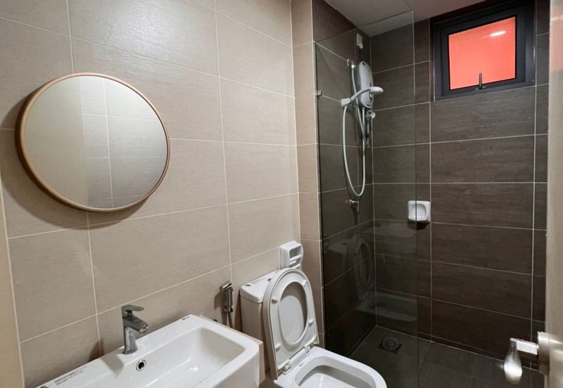 Adria Residence @ Gravit8