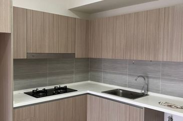 Adria Residence @ Gravit8