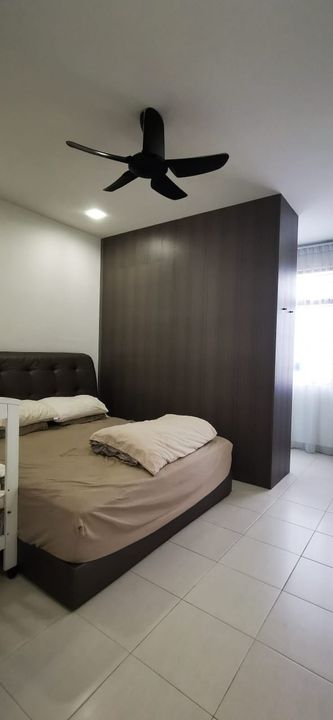 Well maintain renovated full tiles car porch Fully Furnished house at Bandar Puteri Klang, Selangor, Klang