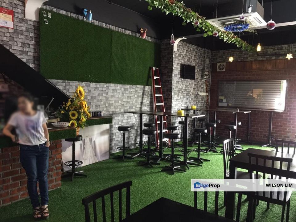 Ground Floor Shop Lot at Ambang Botanic Klang,Front AEON Bukit Tinggi, Selangor, Klang