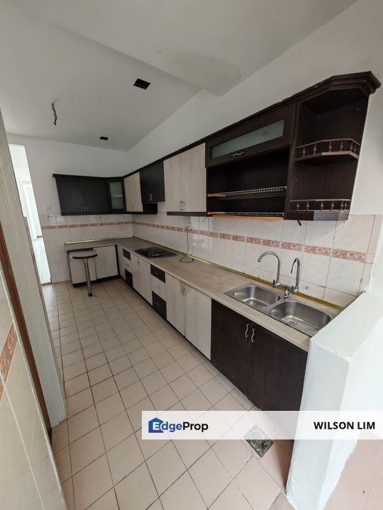 New fully refurbished Double storey house and Very close to Kesas, Selangor, Klang