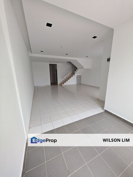 New fully refurbished Double storey house and Very close to Kesas, Selangor, Klang