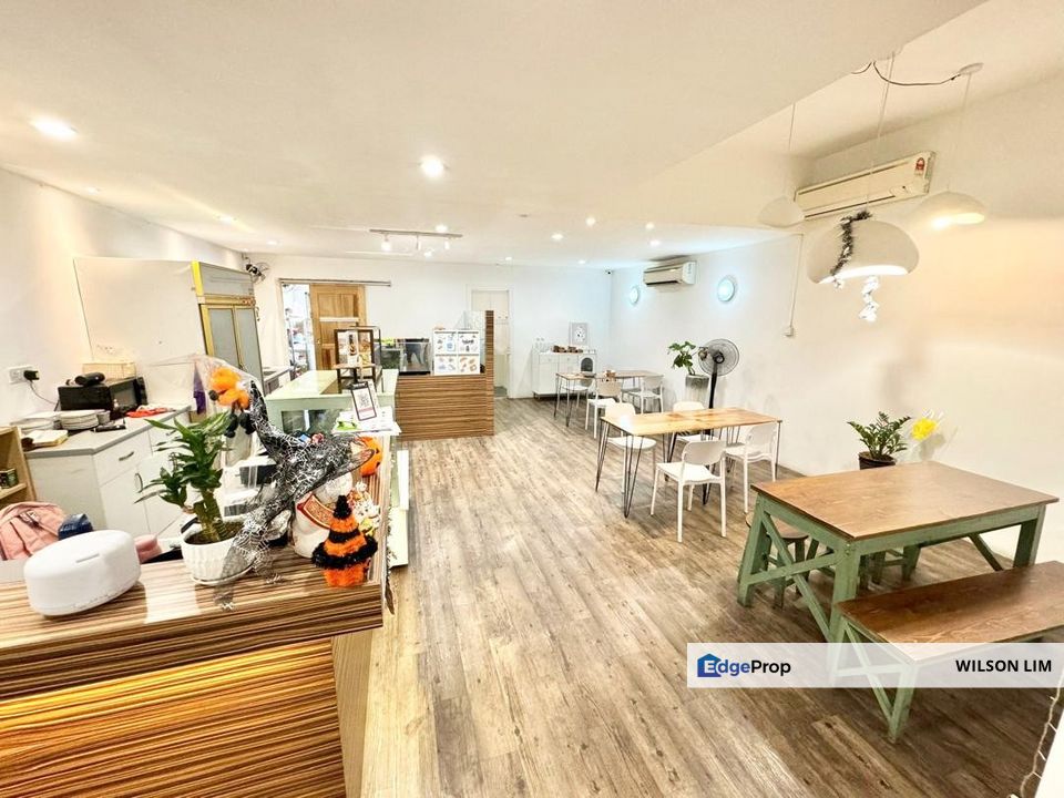 First floor with ready Cafe design at Ambang Botanic Klang faced Aeon, Selangor, Klang