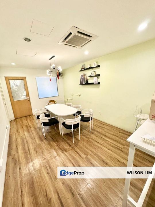 First floor with ready Cafe design at Ambang Botanic Klang faced Aeon, Selangor, Klang