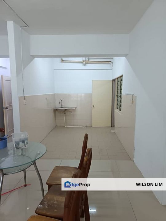 Clean and affordable Service Apartment for rent, Selangor, Puchong