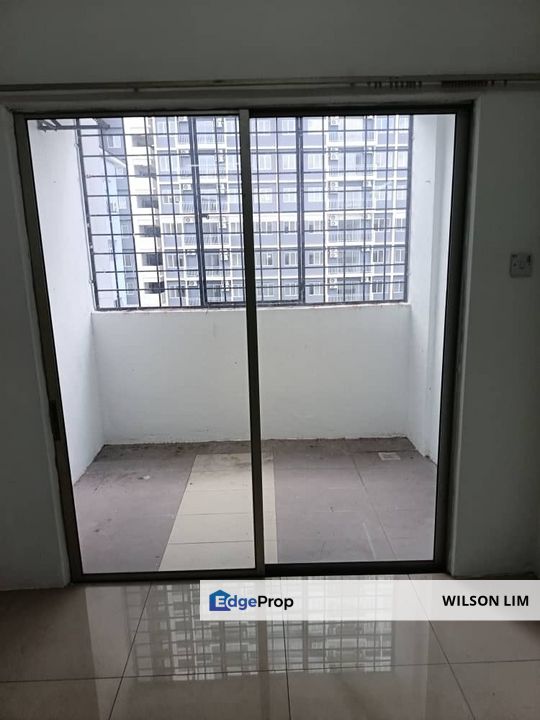 Clean and affordable Service Apartment for rent, Selangor, Puchong