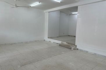 Taman Connaught (Sri Cendekia)