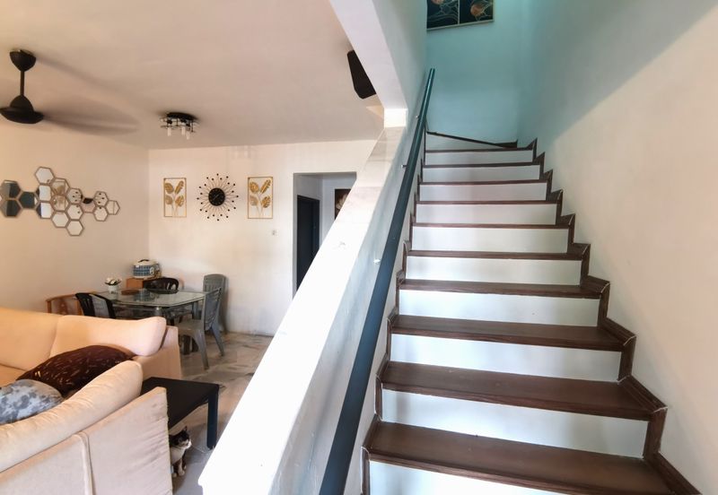 2 Sty Terrace, 18x60, 8/10 Condition, Renovated, Southeast, Rm30k Below Market Price